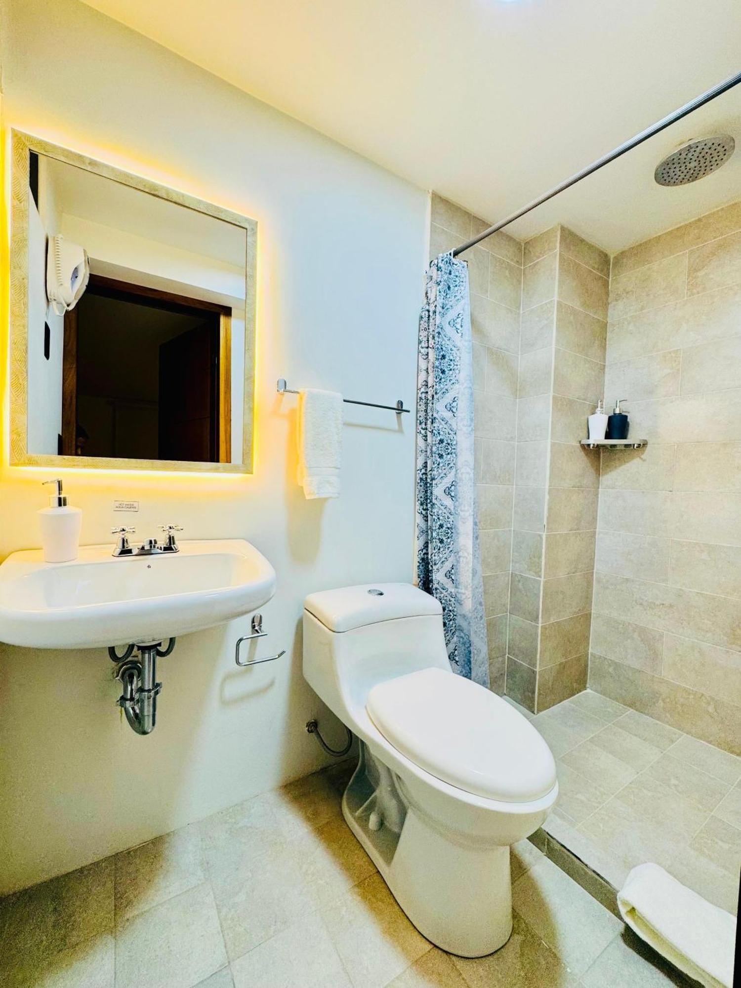 Hotel Bombay Banos  Bagian luar foto